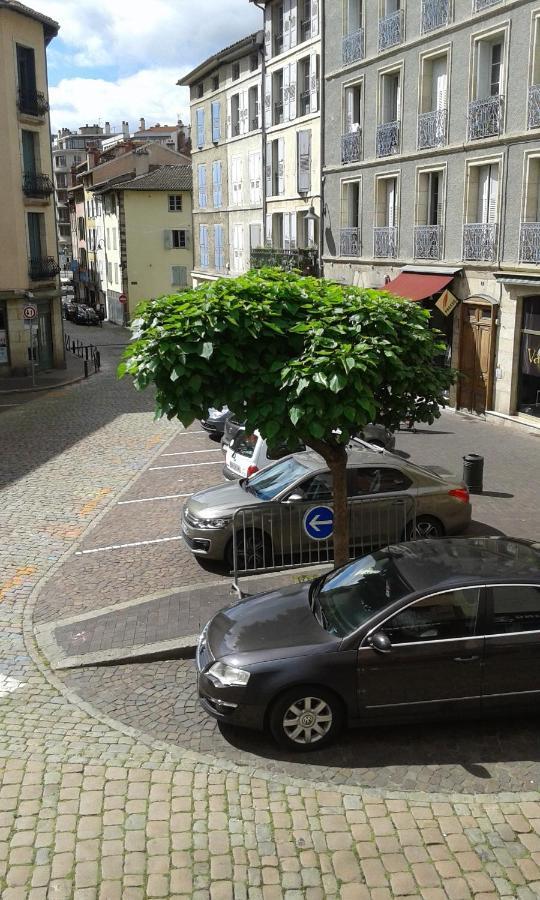 Apartamento Le Sultan Du Theron 1Er Etage Le Puy-en-Velay Exterior foto